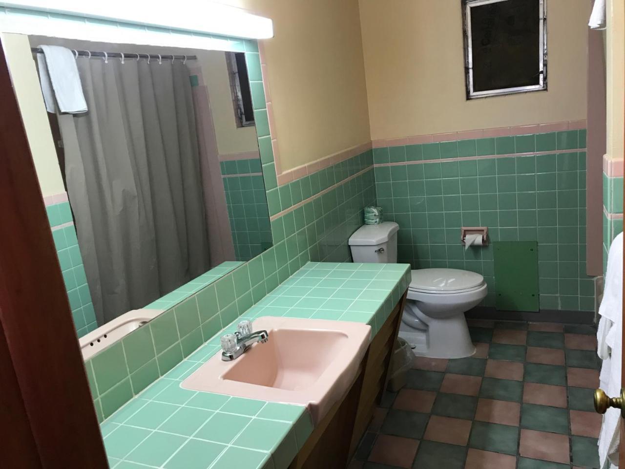 Motel Town House Bedford Esterno foto